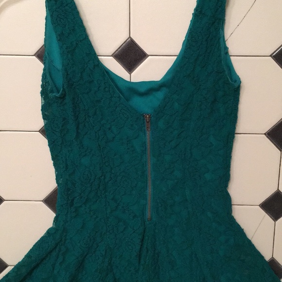 Outgrown - Picture 4 of 5